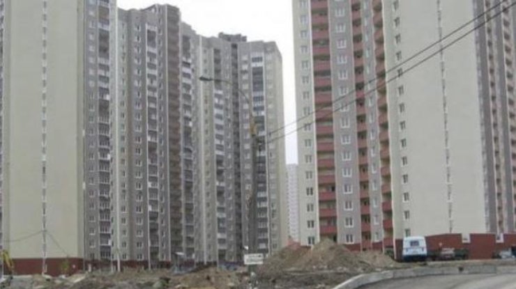 Многоэтажки на улице Петра Григоренко