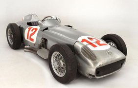 Mercedes W196 $29.6 млн выпустили - 1954 году