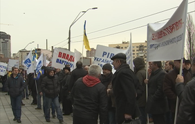 В Киеве митингуют перевозчики из-за проблем с транзитом через Россию