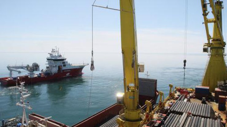 "Газпрома" намерен поставлять газ по дну Черного моря