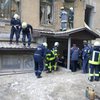 В Киеве под завалами рухнувшего дома остаются три человека