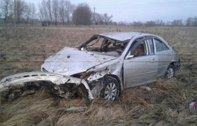 Авто Toyota Camry съехало в кювет