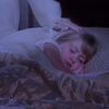 Мать шокировал призрак возле кровати ребенка (видео)