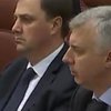 4 міністрів передумали звільнятись та повернулись до Яценюка