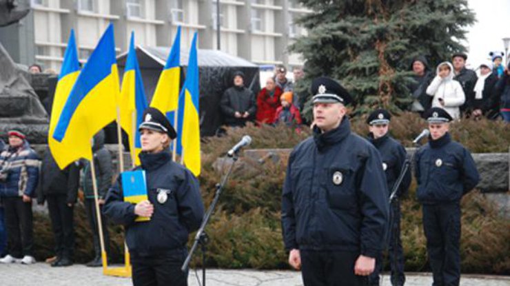 В Черкассах присягу приняли новые полицейские 