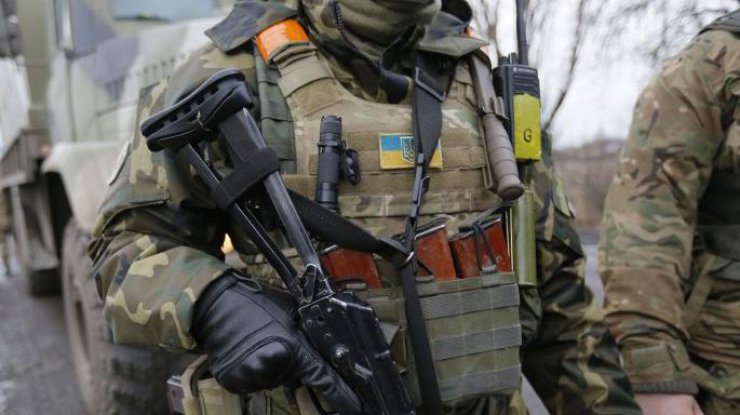 В Луганской области трое военных погибли из-за подрыва машины