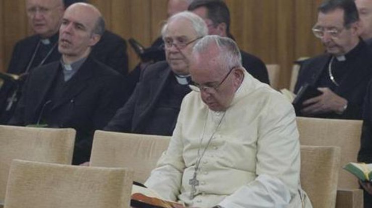 Франциск изменил правила причисления к лику святых после скандала