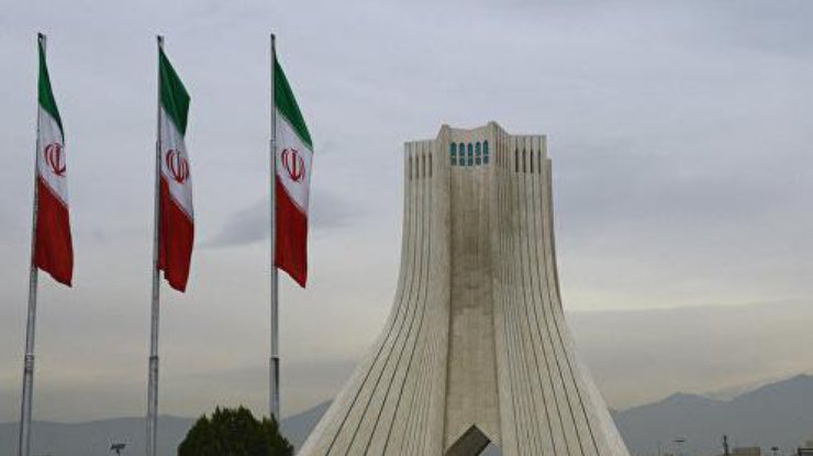 лава МИД Франции Жан-Марк Эйро отметил, что Франция осуждает испытания баллистических ракет в Иране