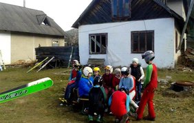 Украинские спортсмены по прыжкам на лыжах с трамплина выступали в ужасных условиях 