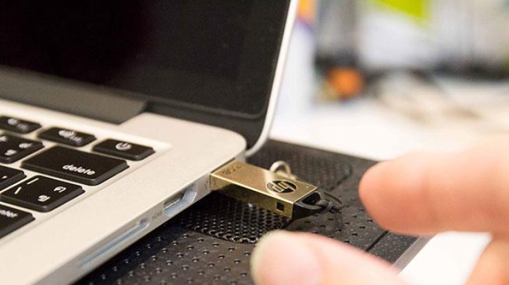 Специалисты компании ESET обнаружили опасный вирус USB Thief