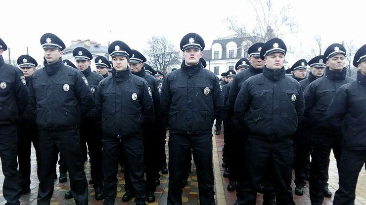 В Украине набрали 200 новых полицейских