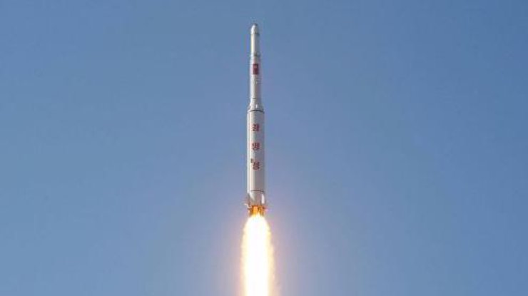 Пхеньян запустил несколько ракет