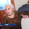Бабуся із Сум шиє білизну для військових на Донбасі