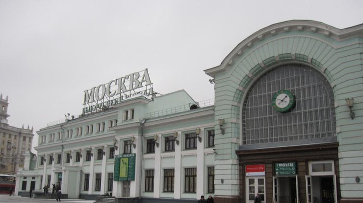 Кинологи обследовали помещение вокзала