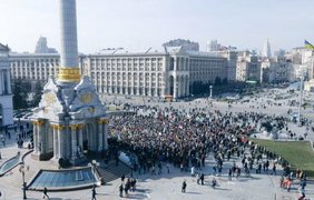 В Киеве проходит акция в поддержку Савченко