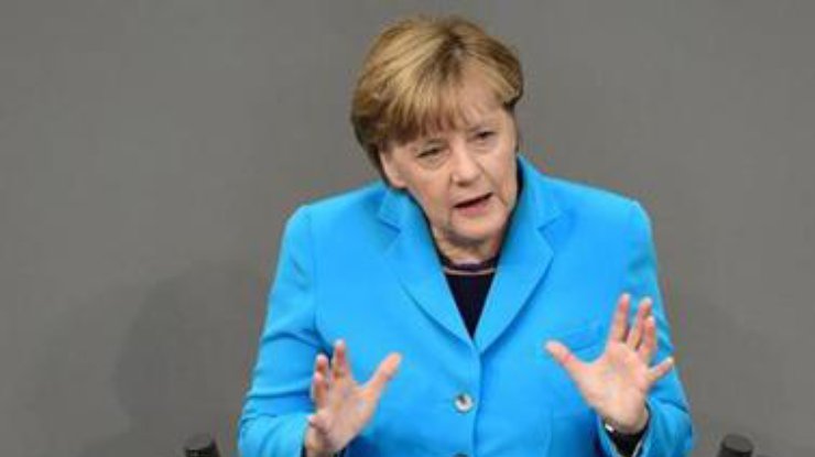 Меркель жестко раскритиковала партию оппонентов