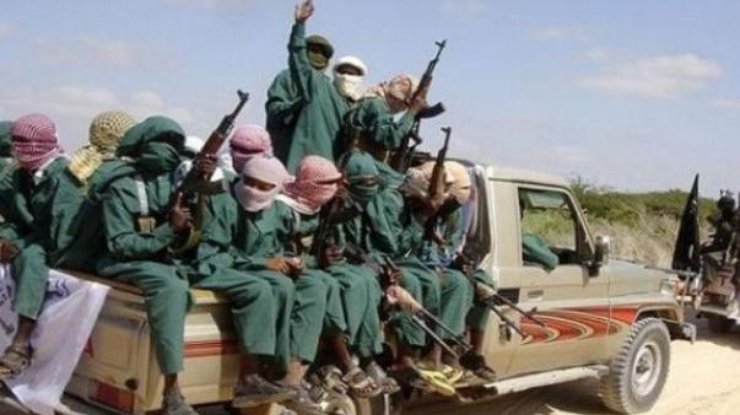 Группа боевиков-исламистов напала на армейские бараки 