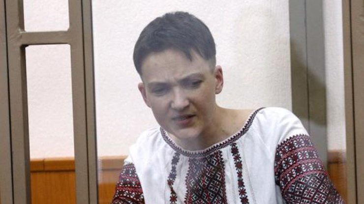Савченко согласилась на введение ей глюкозы и хлорида натрия внутривенно