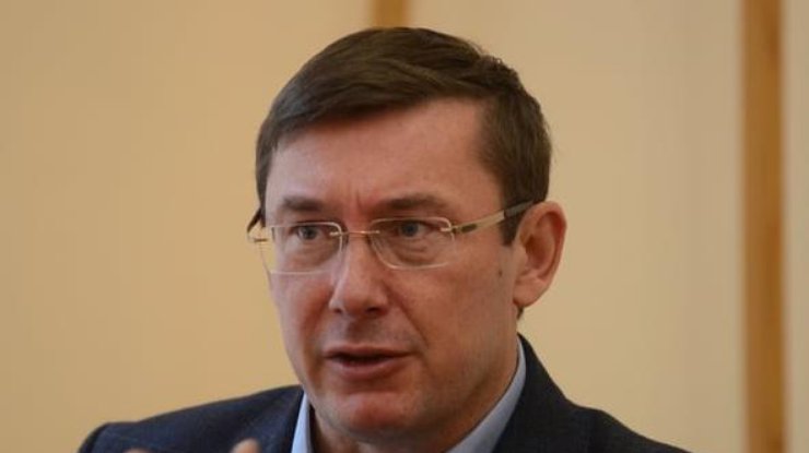 Генпрокурором может стать украинец, который имеет стаж работы в области права не менее 5 лет