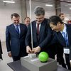 Порошенко открыл японский завод автозапчастей во Львове 