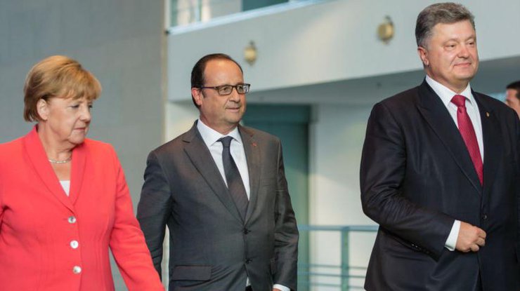 Порошенко, Меркель и Олланд обратили внимание на ухудшение здоровья Савченко