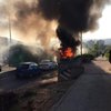В Иерусалиме посреди дороги взорвался автобус (фото, видео)