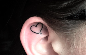 Новый тренд 2016: татуированные уши