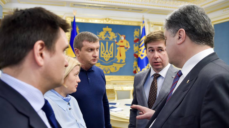 Адвокат Савченко присутствовал во время телефонного разговора / Фото: из Facebook