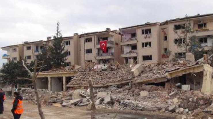 Курдские повстанцы дистанционно привели в действие самодельное взрывное устройство
