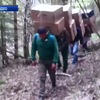 Контрабандисти на плечах несли ящики з сигаретами в Румунію