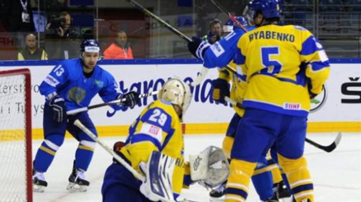 Сборная Украины по хоккею выиграла чемпионат мира