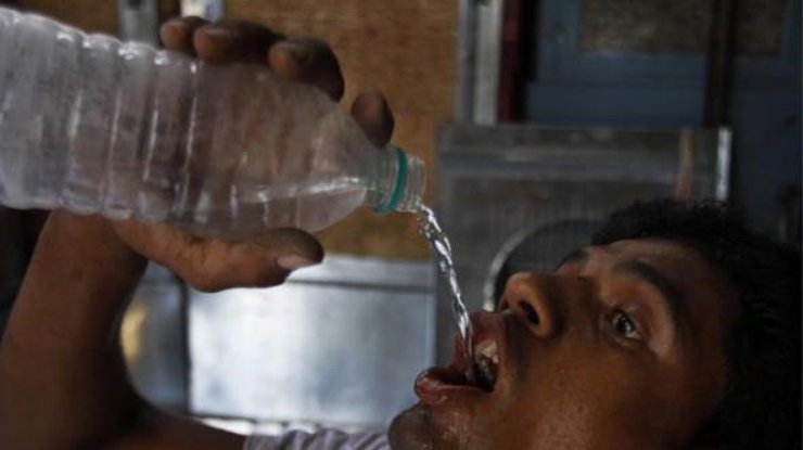 В Индии от жары погибли 220 человек