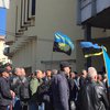 В Киеве у стен Минсоцполитики активисты требуют повысить пенсии (фото)
