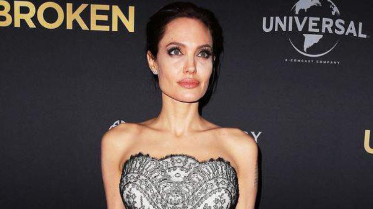 Анджелине Джоли грозит смерть из-за недоедания