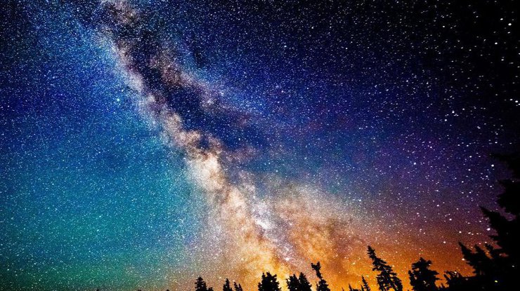 Снимок охватывает район Галактики диаметром 50 световых лет