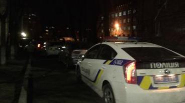В Киеве ночью около 20 человек штурмовали управление полиции