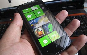 Первый смартфон на Windows Phone - HTC 7 Mozart