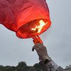 В день рождения Савченко киевляне запустили небесные фонарики (фото) 