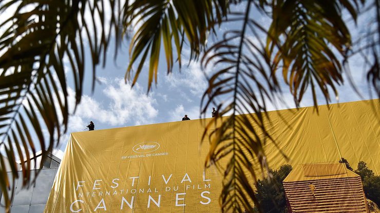 На Лазурном берегу в Каннах проходит один из самых престижных кинофестивалей в мире