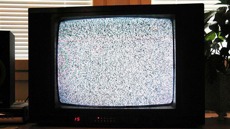 Кабельный оператор прекратил распространение 10 телеканалов