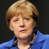 К офису Меркель подбросили свиную голову с запиской 