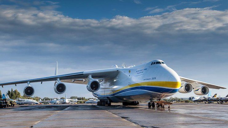 Украинский самолет АН-225 прилетел в Австралию