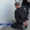 У Запоріжжі грабіжники прикривались формою СБУ (відео)