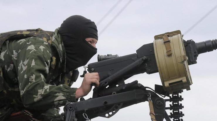Боевики обстреливают украинские позиции и запускают беспилотники