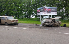 ДТП под Харьковом: погибло 2 человек , еще 5 ранены 