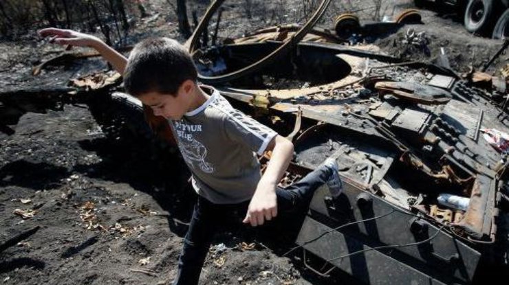 В Донецкой области погибли 50 детей