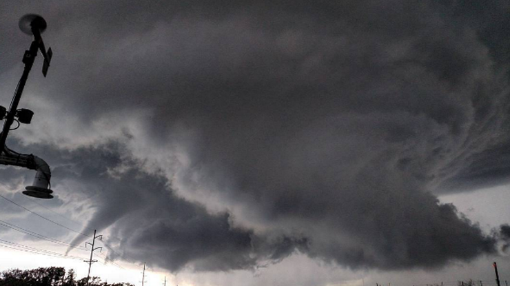 В США пронесся двойное торнадо / Фото: из Instagram 