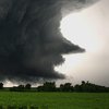 В США пронеслись 26 мощных торнадо (видео)