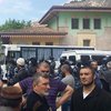 Оккупанты проводят обыски в домах крымских татар (видео)