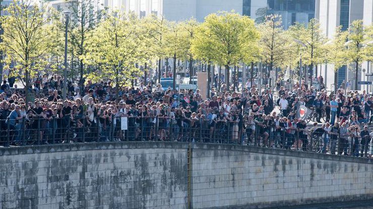 В Германии прошли демонстрации против Меркель